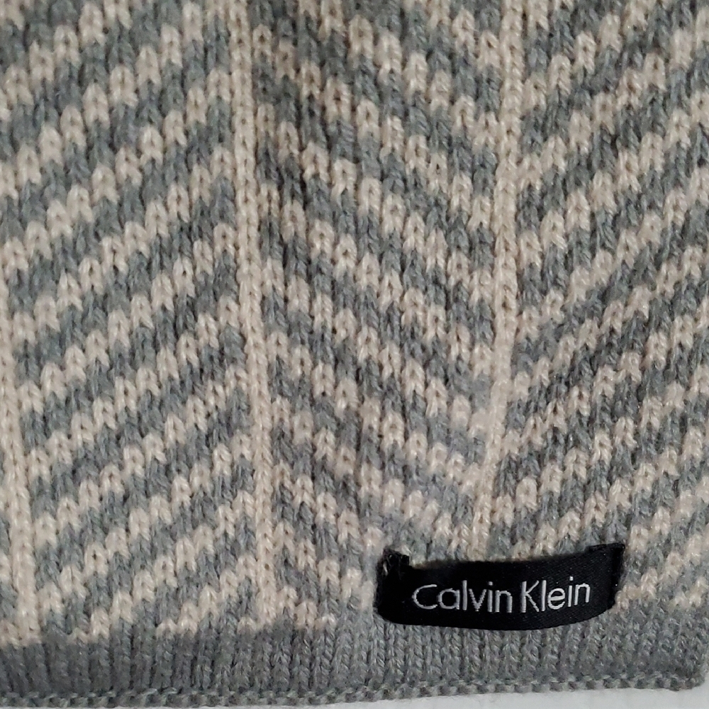 Calvin Klein Gray & Beige Herringbone Scarf  Soft Luxe Knit Texture 6” x 71”